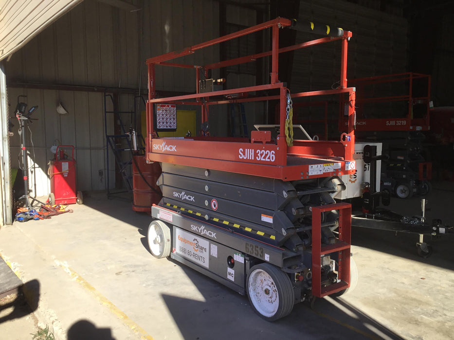 2017 Skyjack SJIII-3226 Skyjack SJ3226, Trojan Battery Set, Extended Warranty 5yr/5k hr