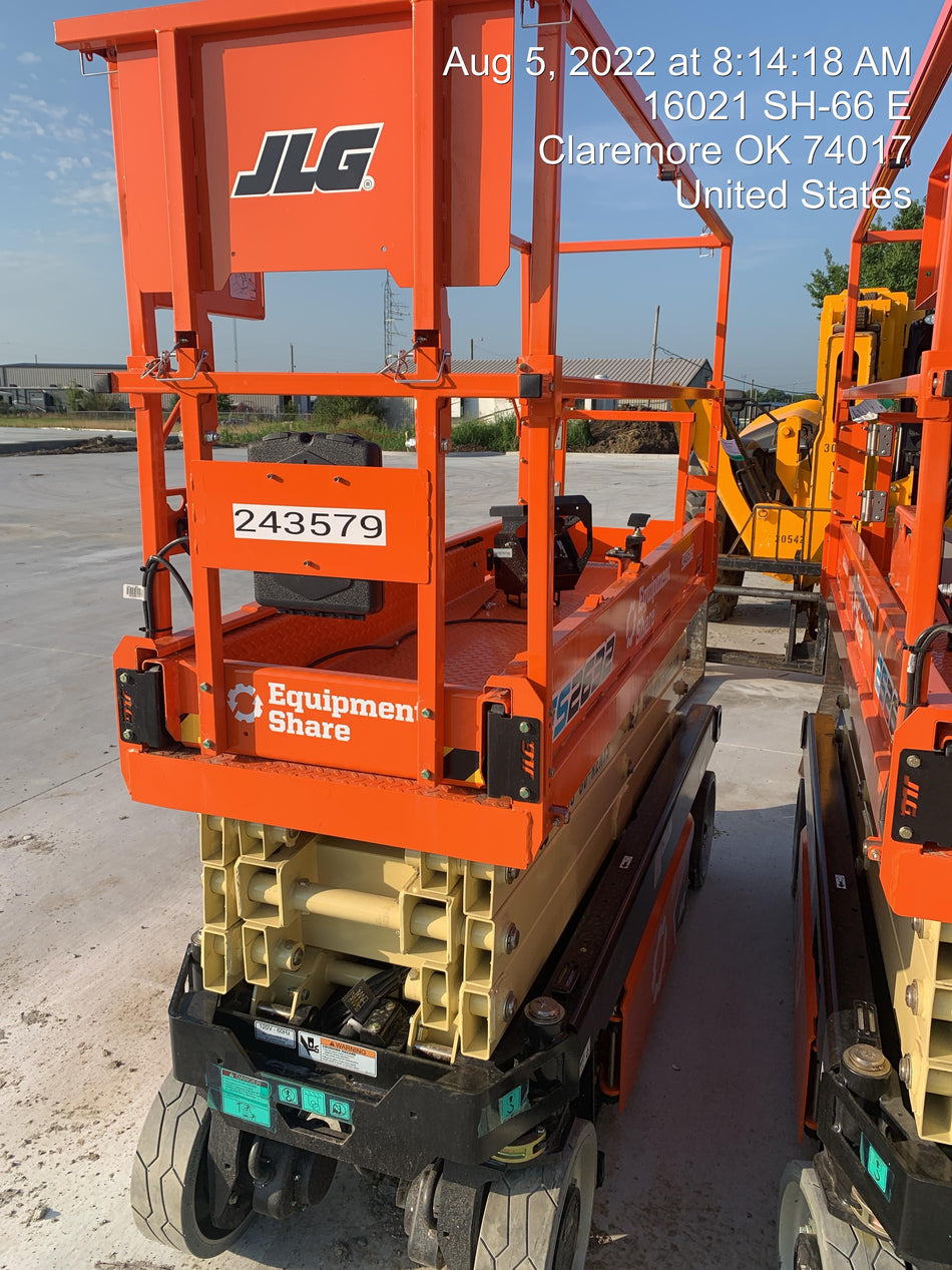 2022 JLG ES2632