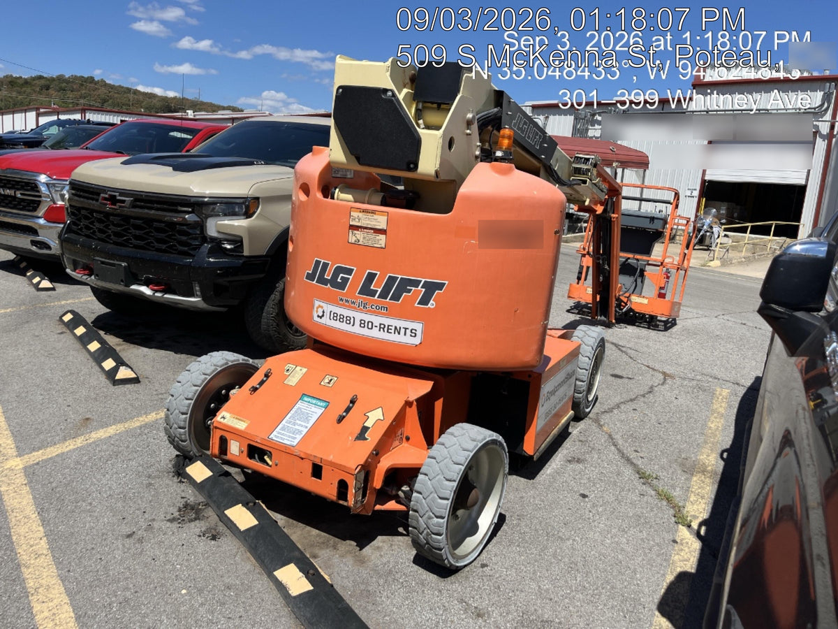 2019 JLG E400AJPN