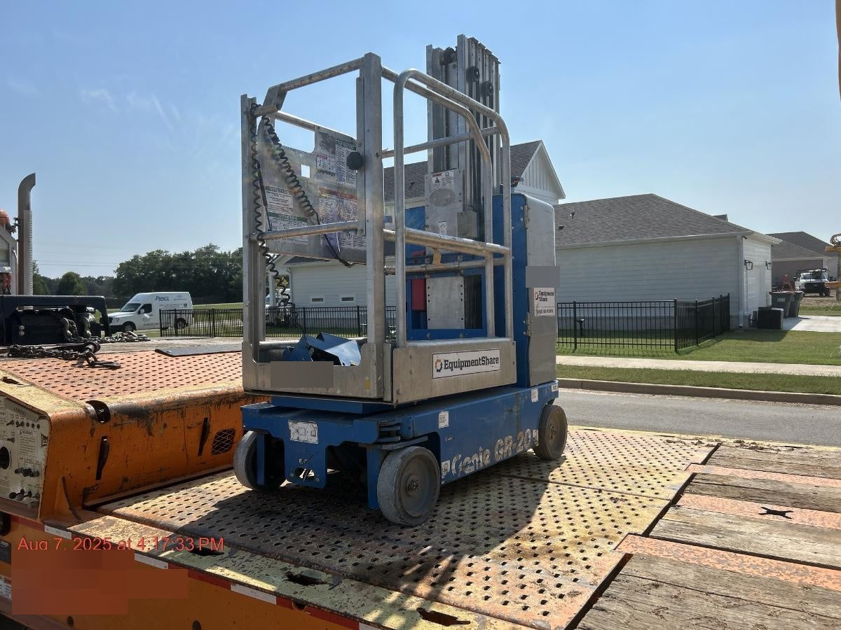 2020 GENIE GR-20