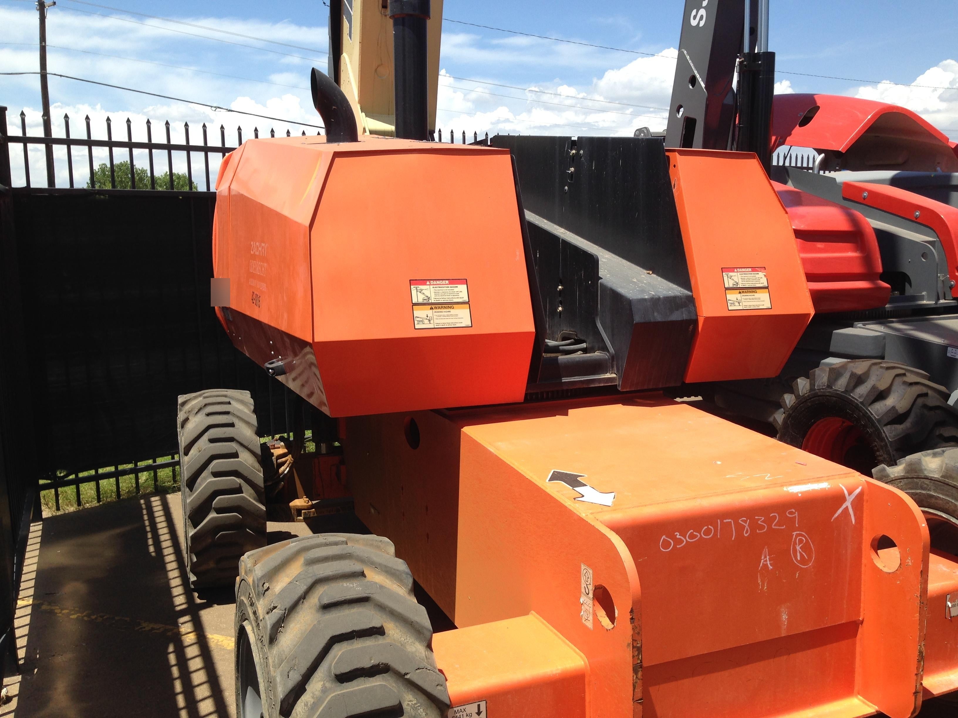 2011 JLG 660SJ