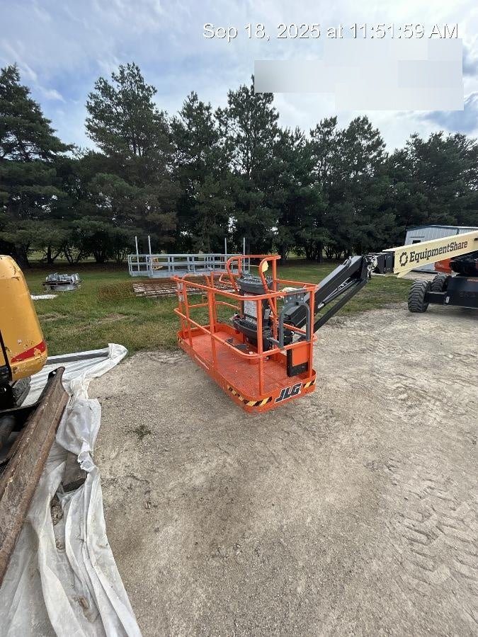 2025 JLG 660SJ