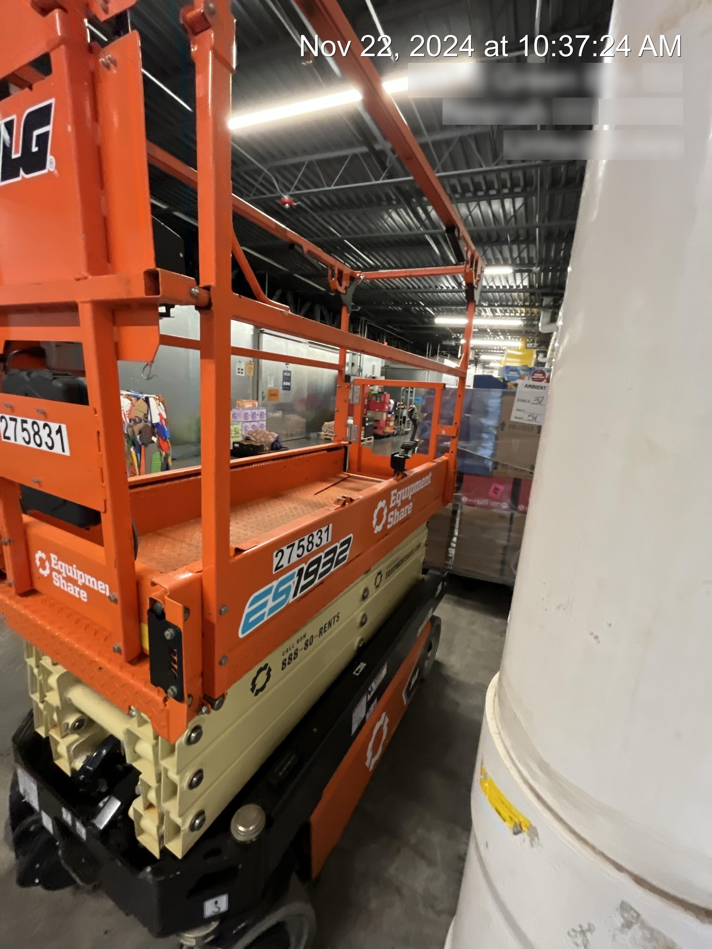 2022 JLG ES1932