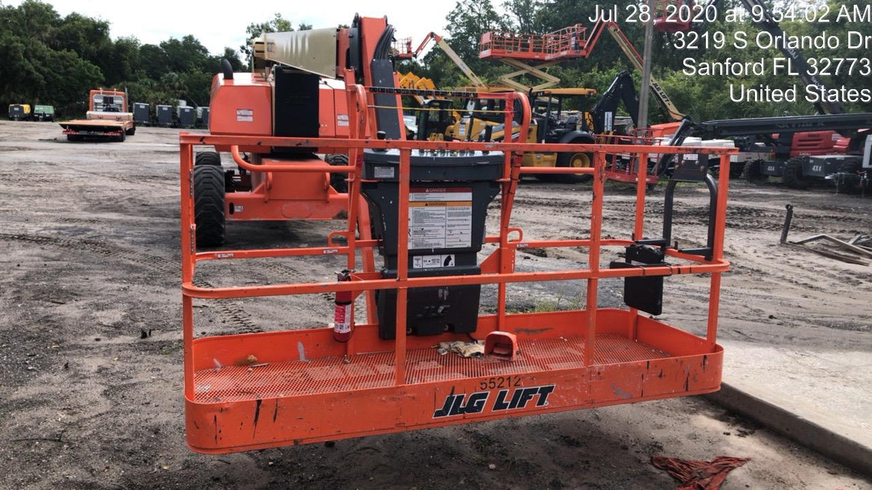 2020 JLG 800AJ