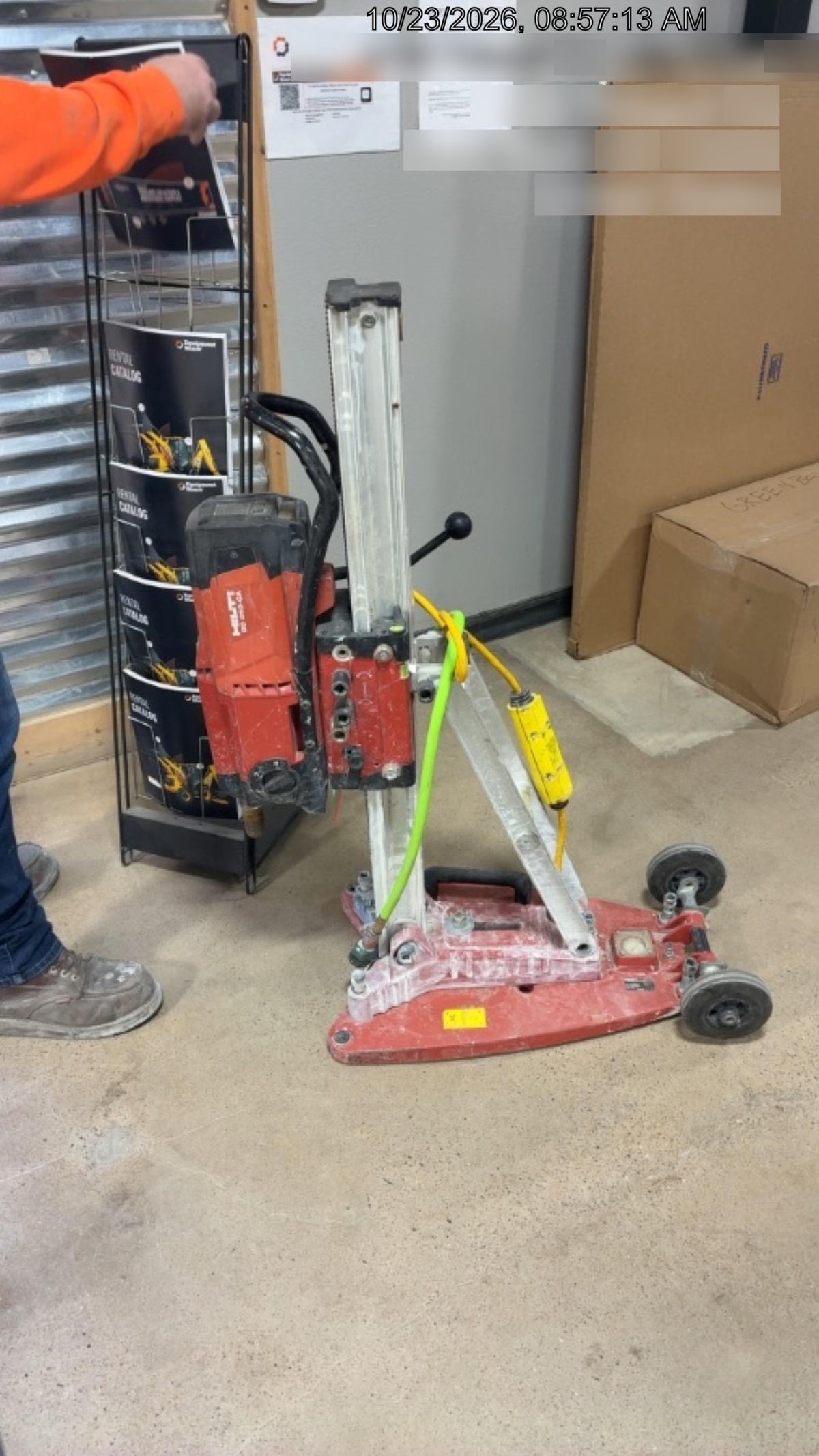 2022 HILTI DD250E