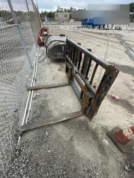 2022 ARROW MATERIAL HANDLING 48" Pallet Forks - Arrow