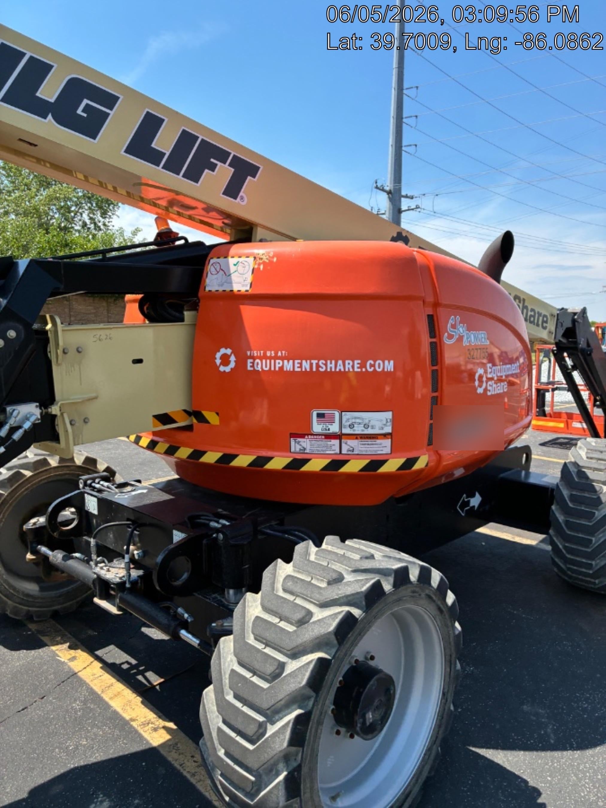 2023 JLG 600AJ