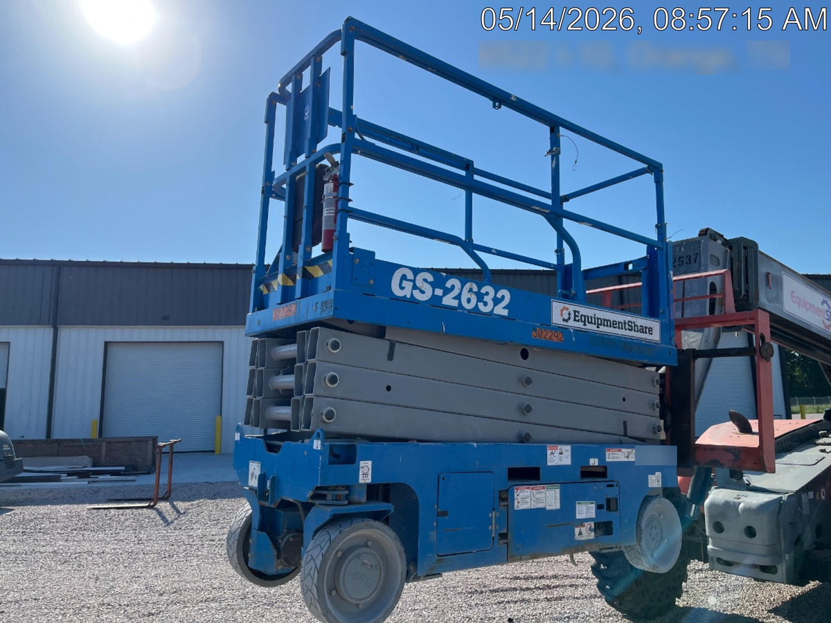 2023 GENIE GS-2632