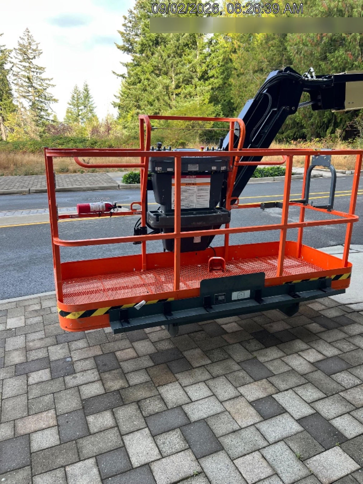 2025 JLG 800AJ