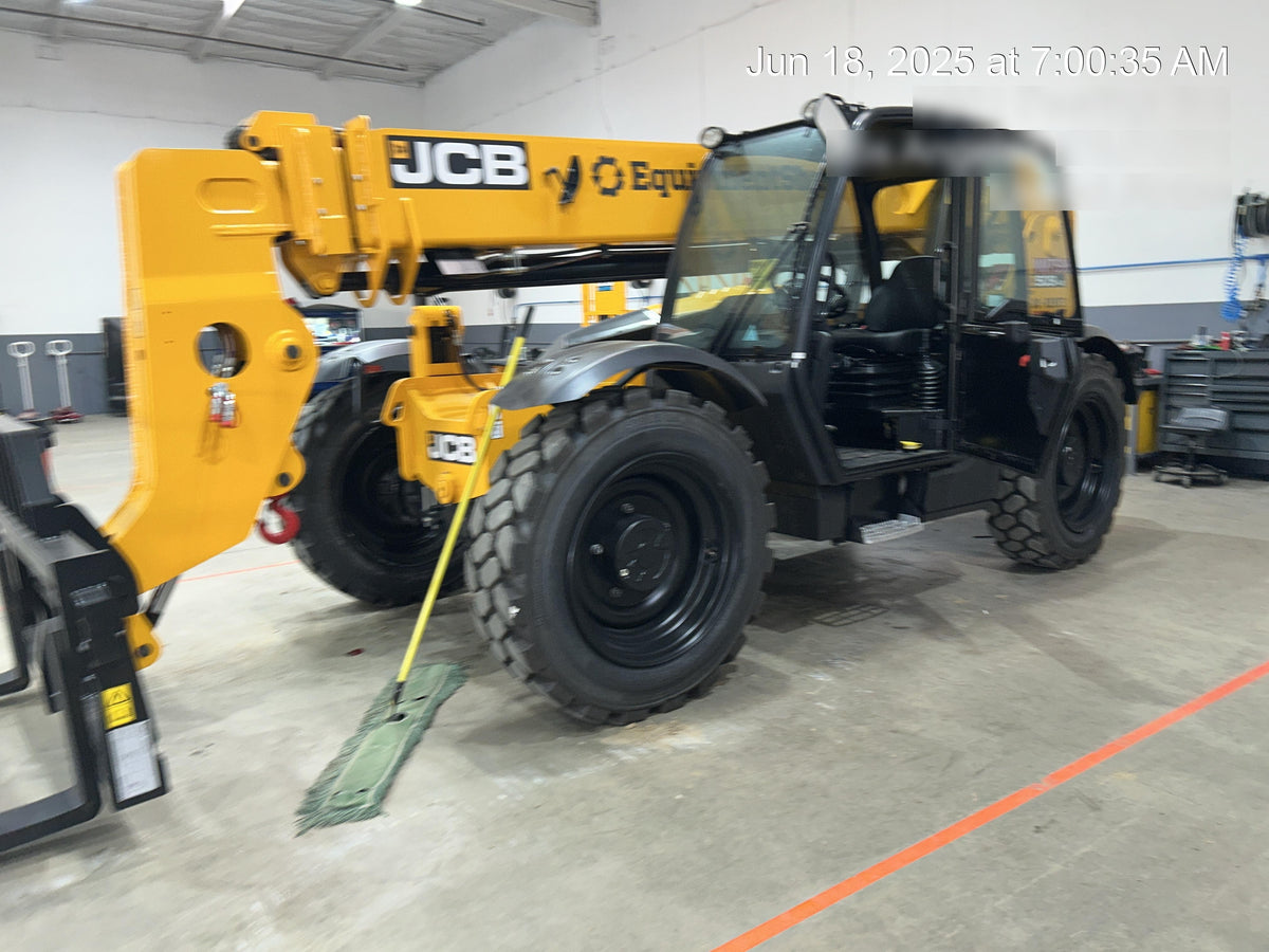 2025 JCB 509-42