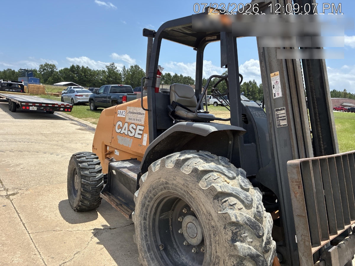 2019 CASE 588H
