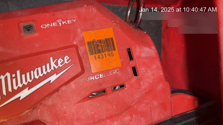 2021 MILWAUKEE 2776-21