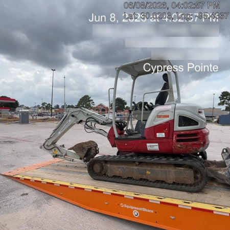 2023 TAKEUCHI TB250-2R