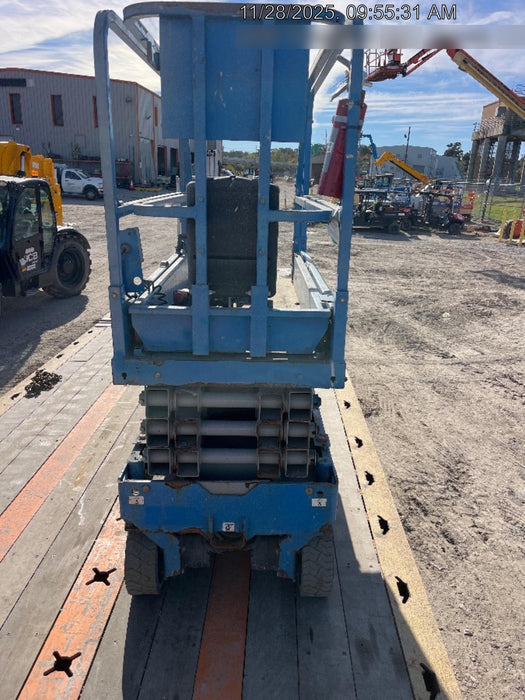 2019 Genie GS-1930 Fixed Rails with Chain Entry