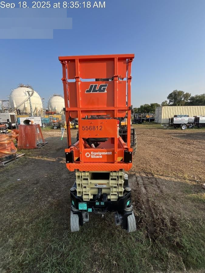 2025 JLG ES1932