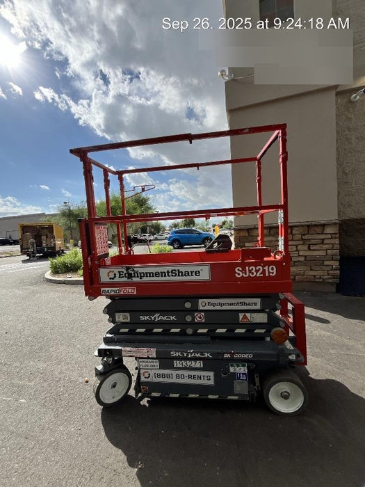 2021 SKYJACK SJ3219