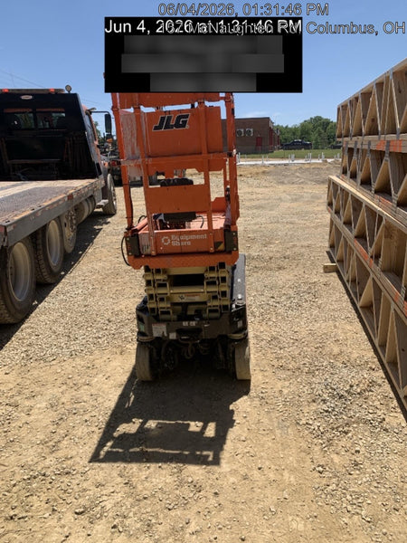 2022 JLG ES1932