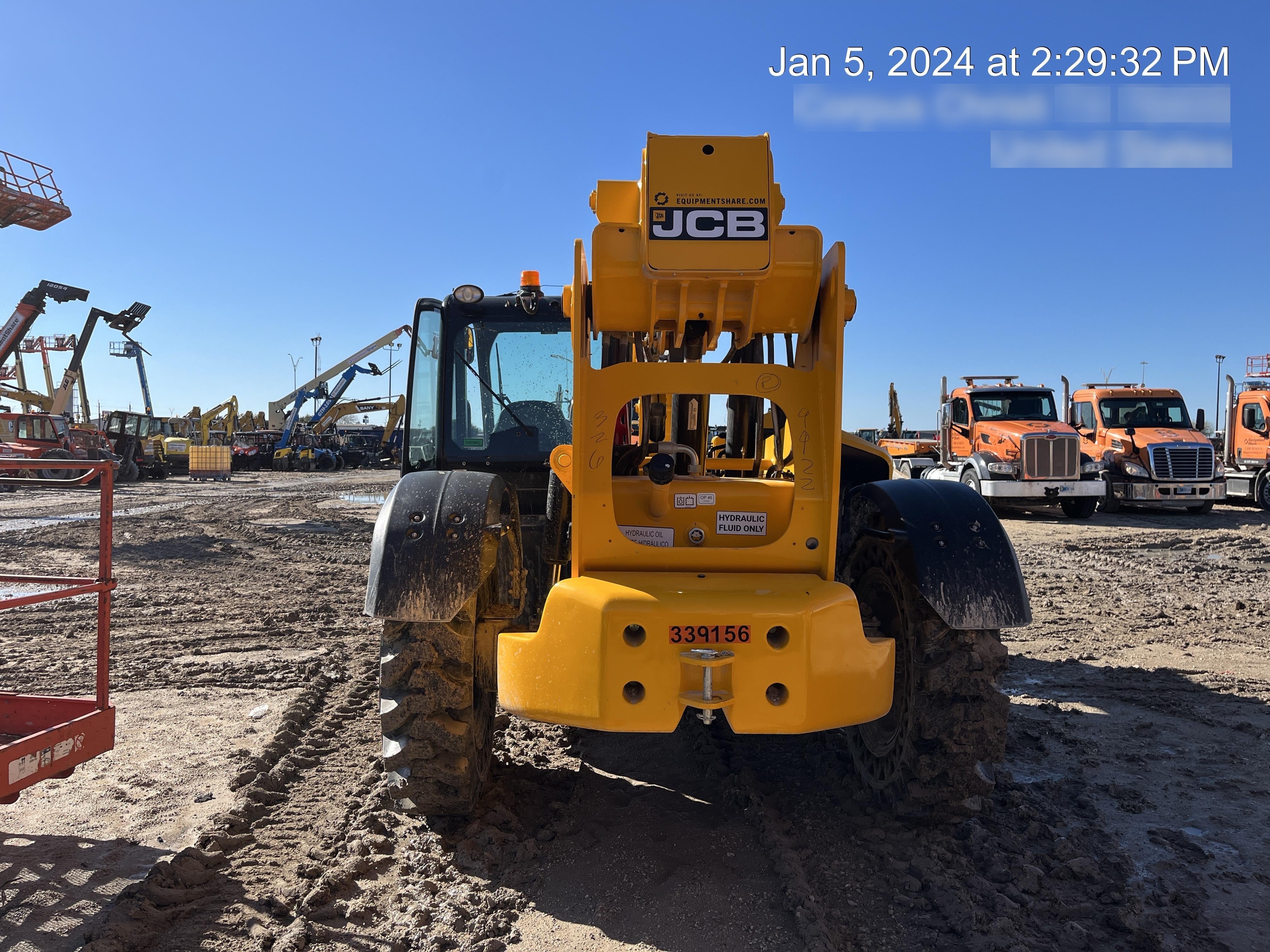 2023 JCB 509-42