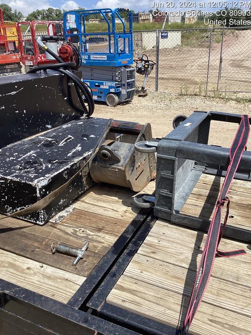 2020 DOOSAN 24" Bucket-Doosan