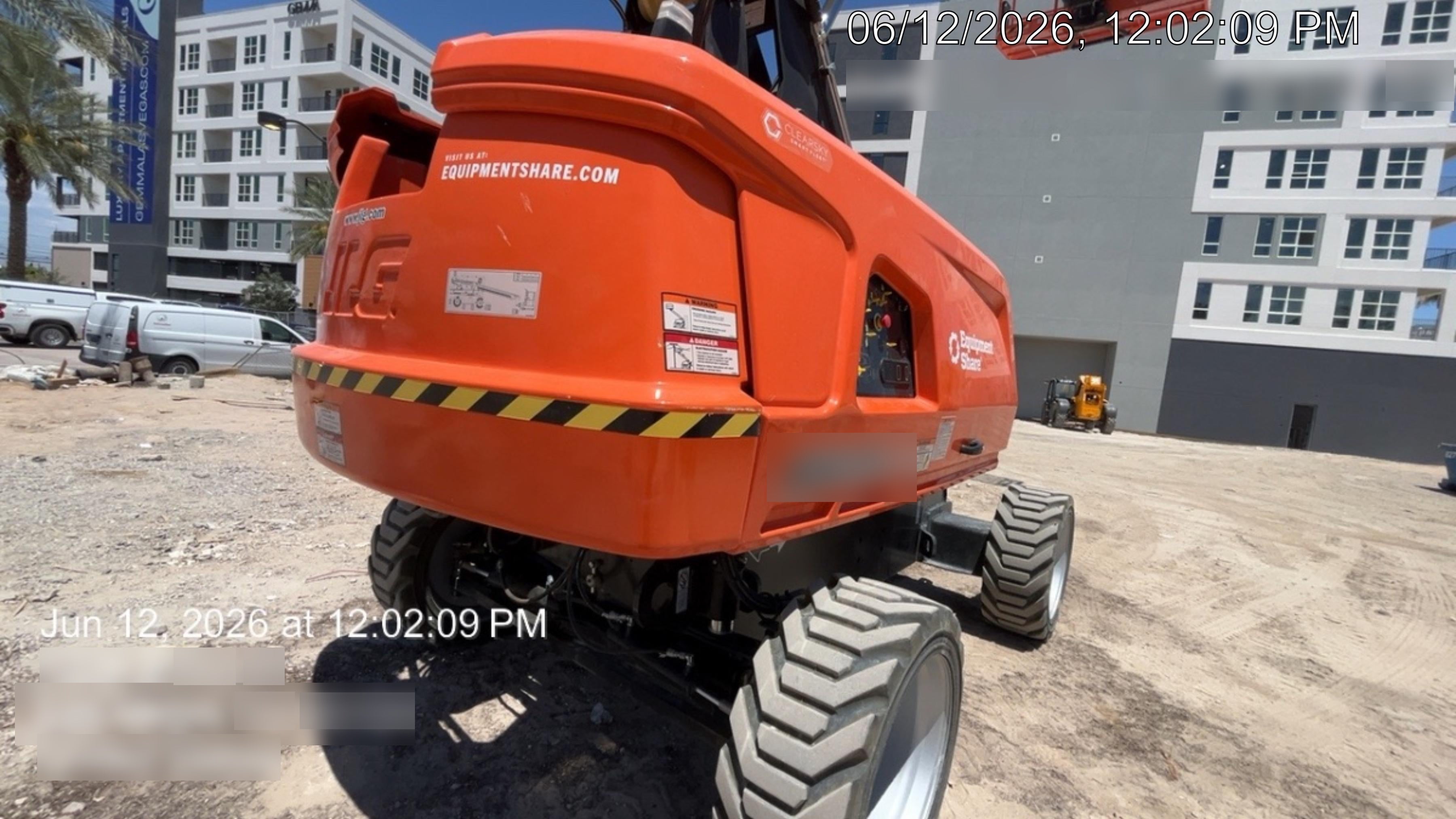 2025 JLG 660SJ