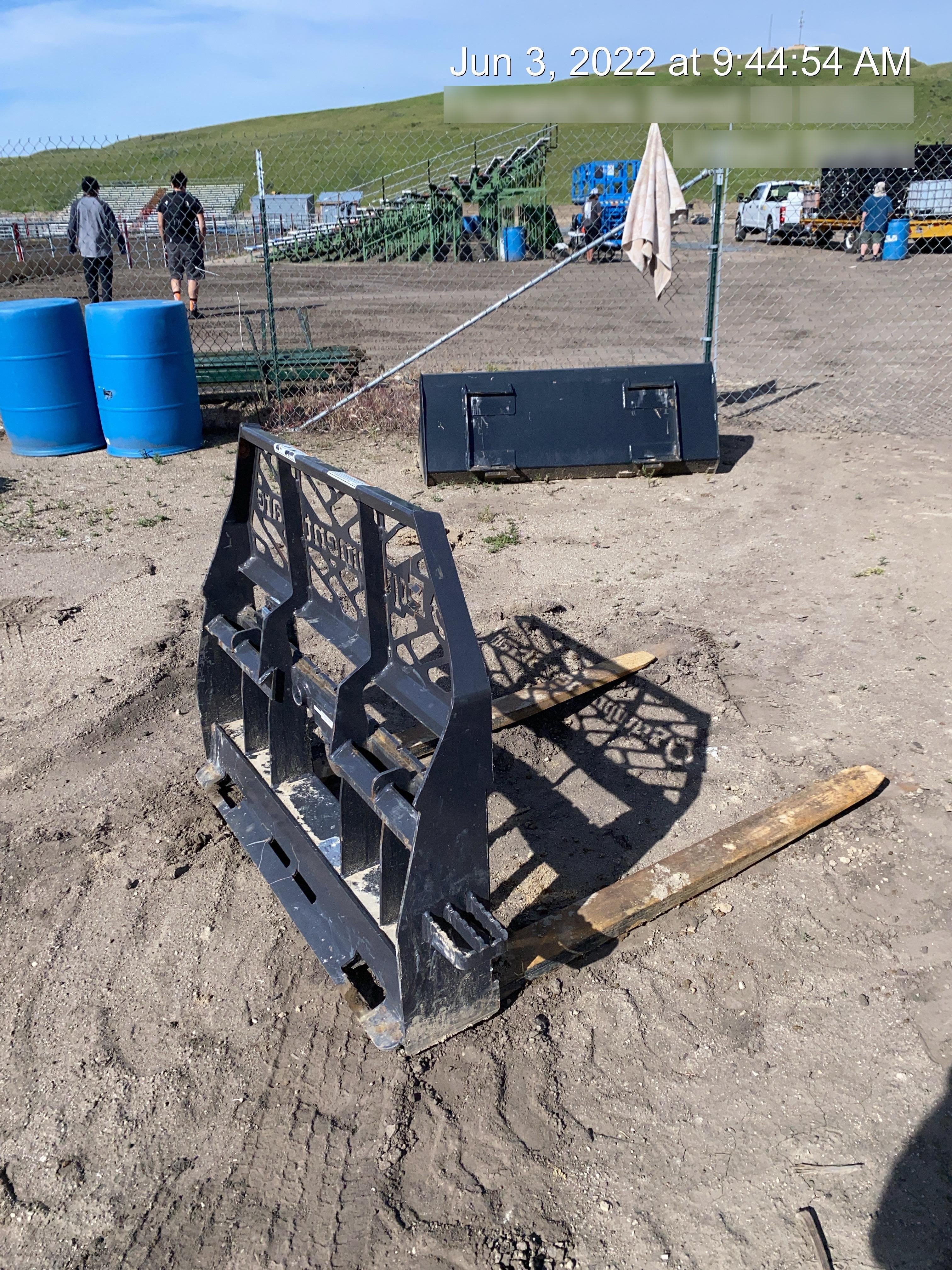 2021 PALADIN 48" Pallet Forks - Paladin