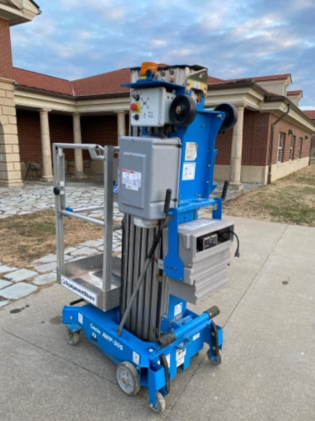 2021 GENIE AWP-30S DC
