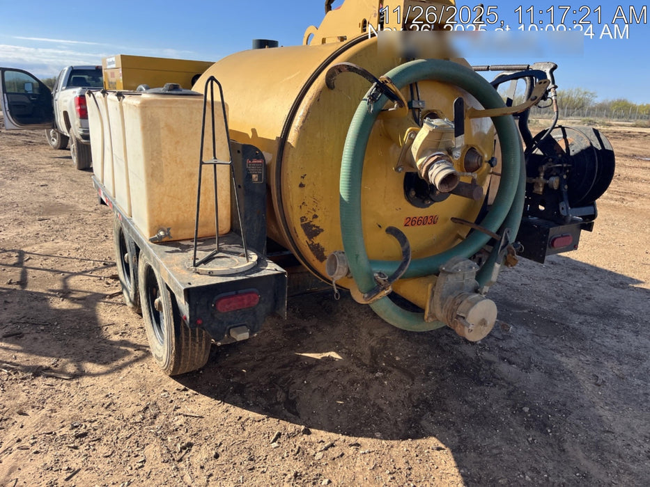 2023 VAC-TRON LP573XDT