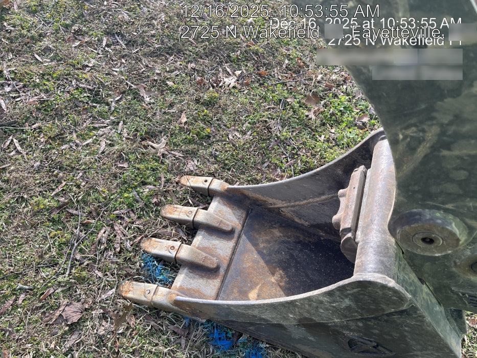 2021 TAKEUCHI TB235-2R