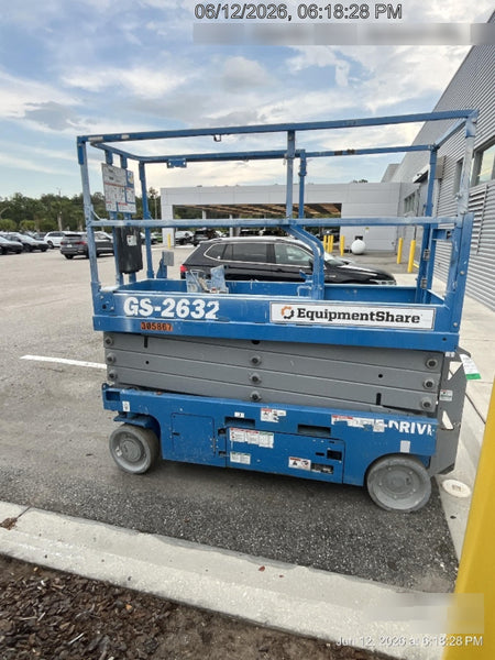 2023 GENIE GS-2632