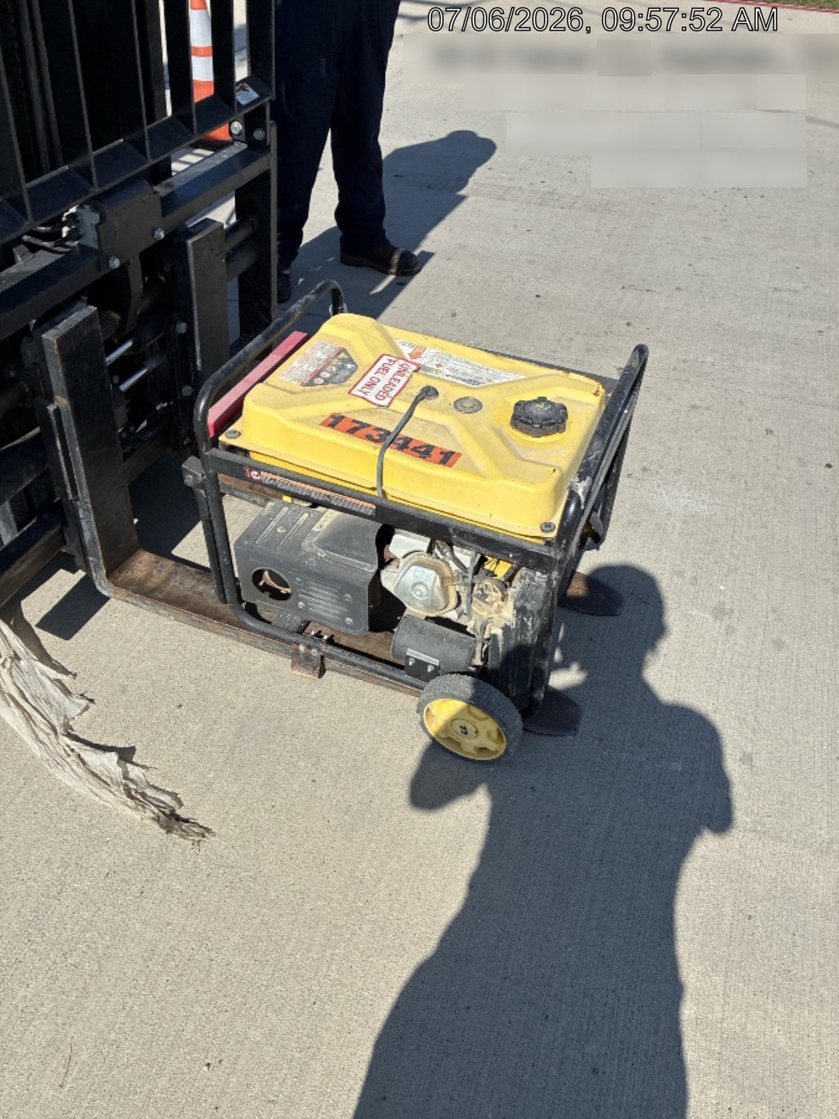 2021 Champion Power Equipment 201033C 7500 WATT GENERATOR