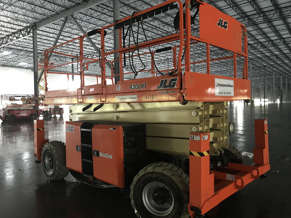 2019 JLG 430LRT