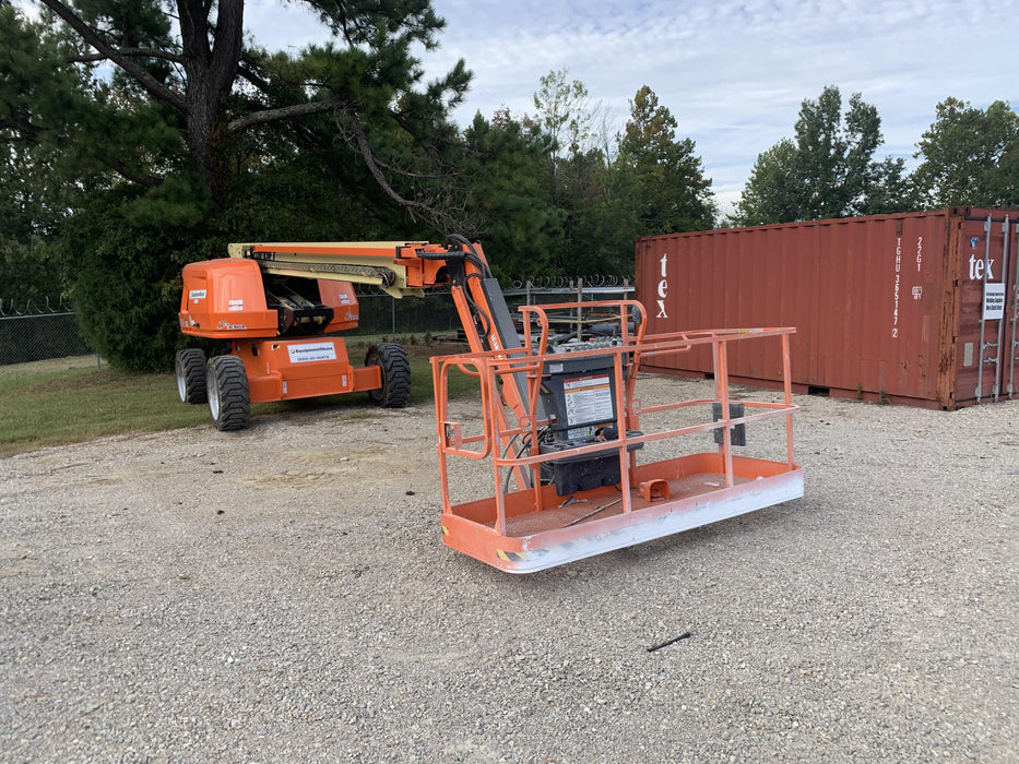 2020 JLG 660SJ