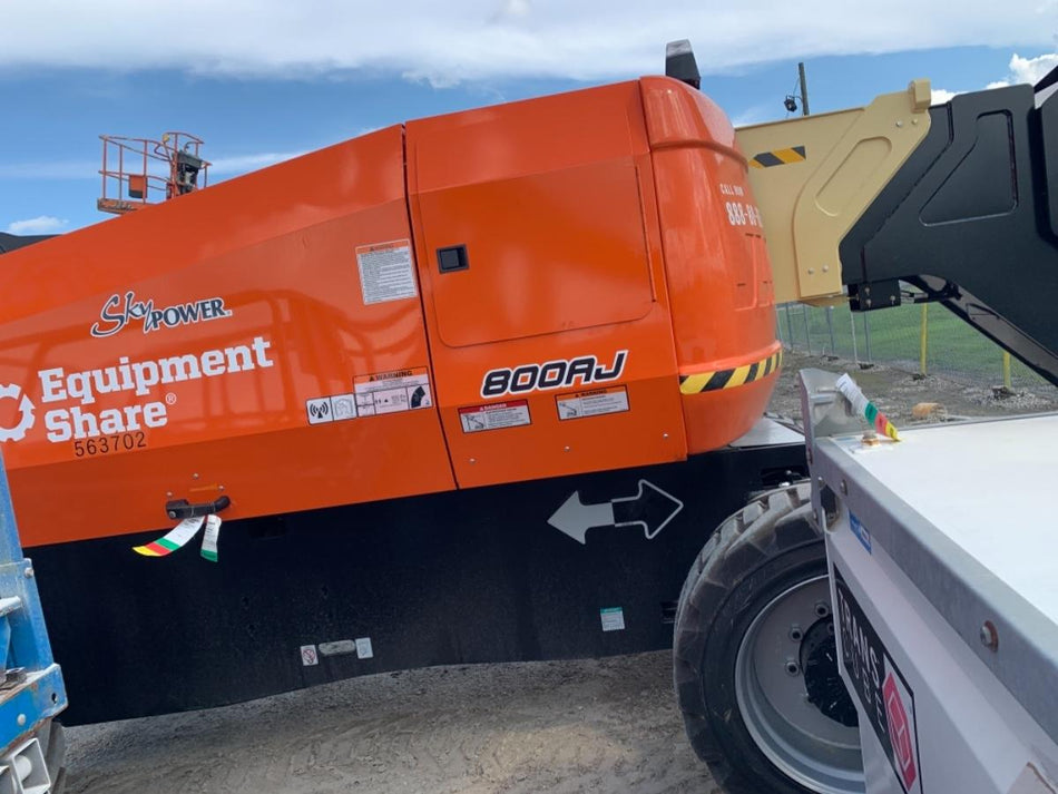 2025 JLG 800AJ