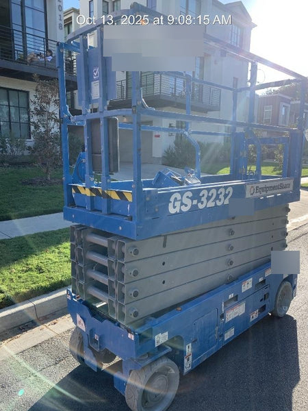 2023 GENIE GS-3232