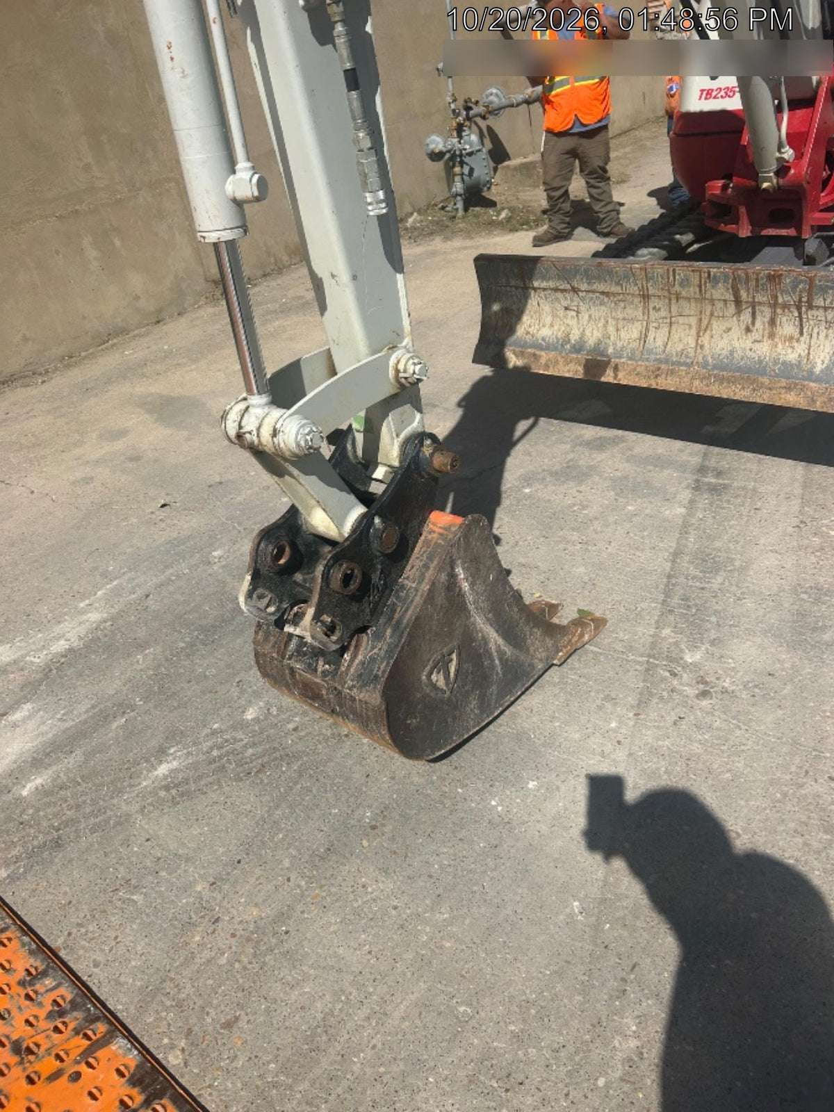 2025 TAKEUCHI TB235-2CR