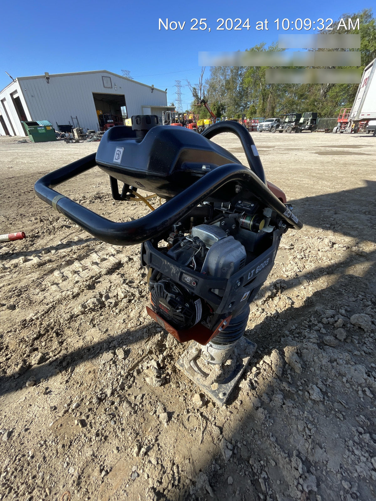 2024 HUSQVARNA LT6005