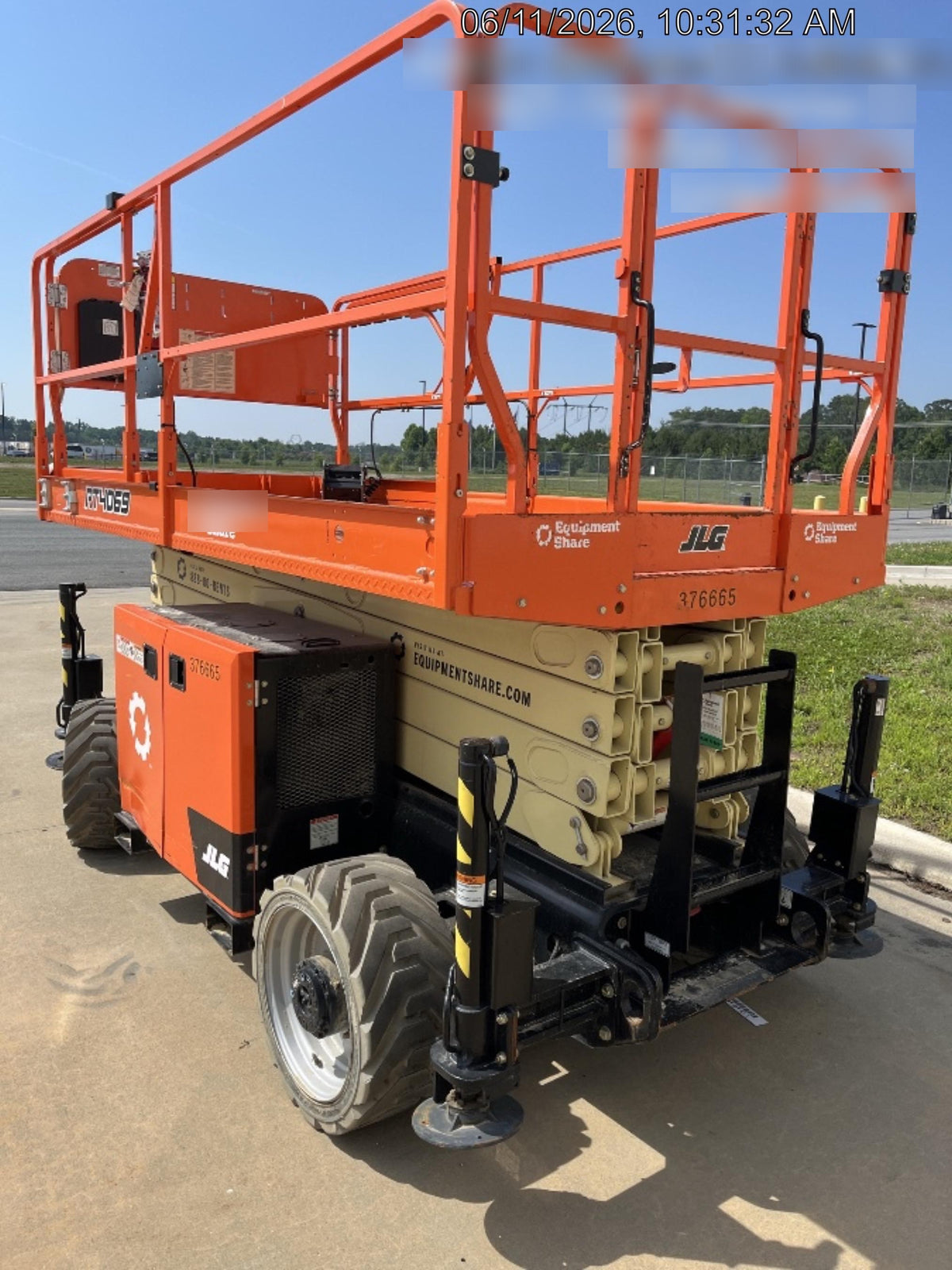 2023 JLG RT4069