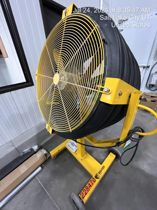 2022 BIG ASS FANS Yellow Jacket