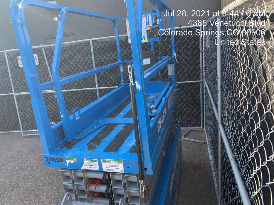 2020 Genie GS-1930 Fixed rails with chain entry gate - Pre A92.20