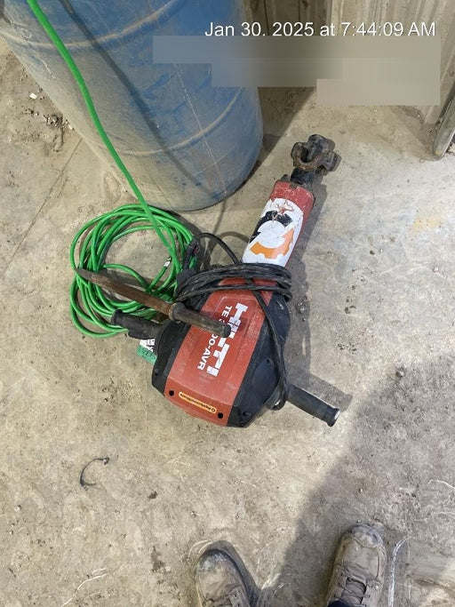 2020 HILTI TE 3000-AVR