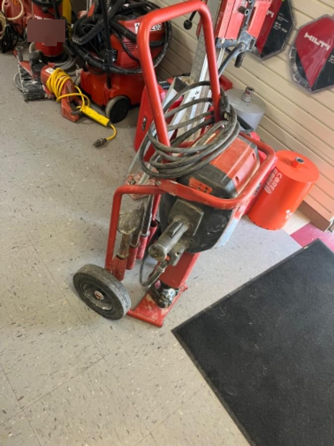 2020 HILTI TE 3000-AVR
