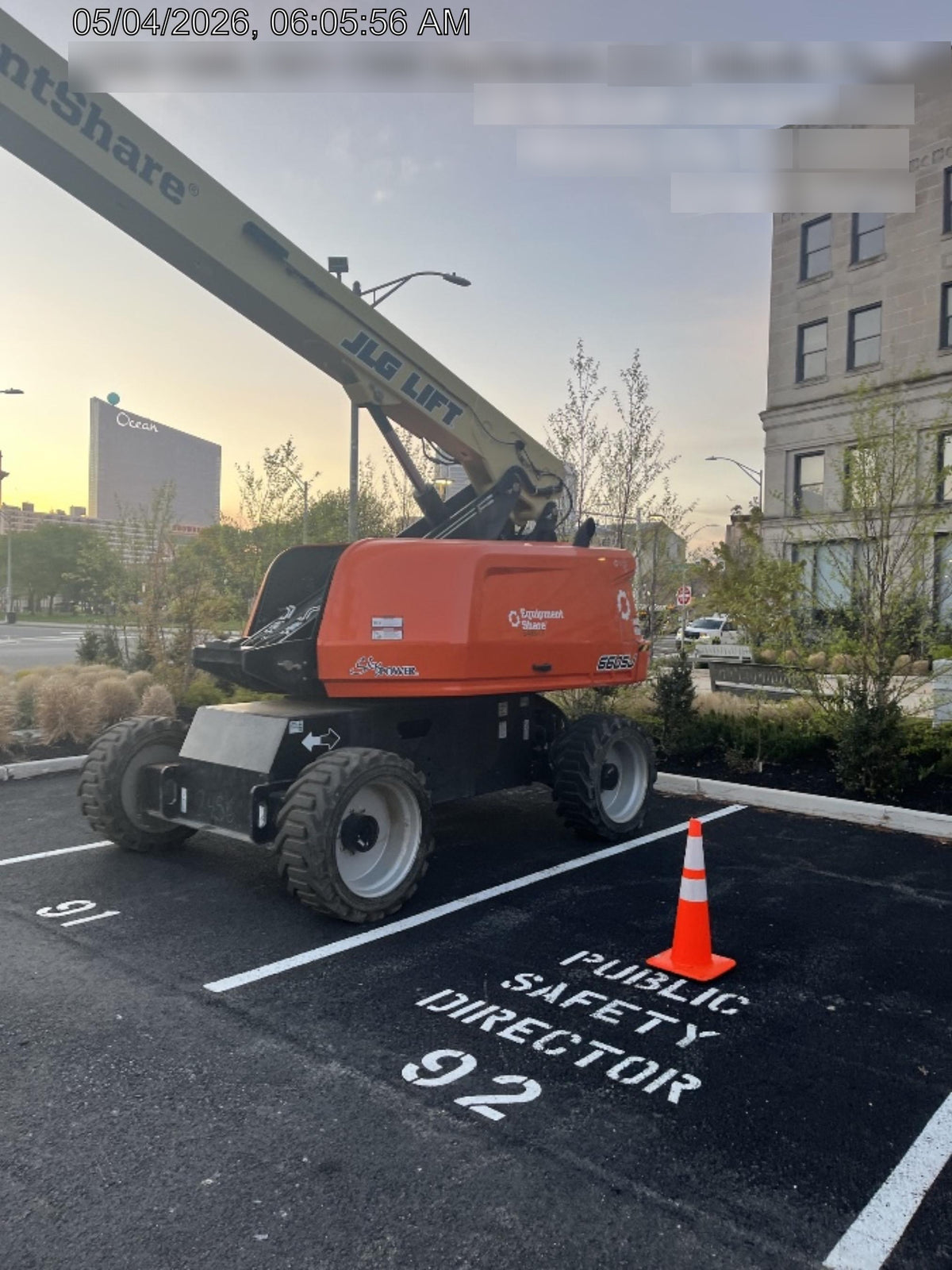 2025 JLG 660SJ