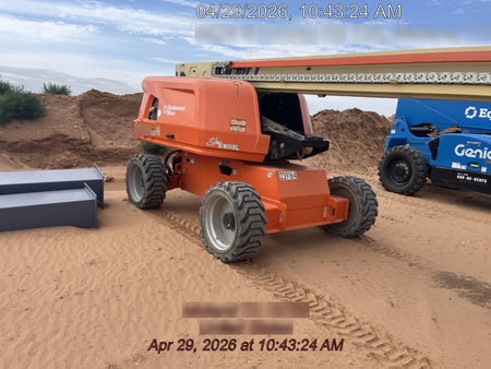 2022 JLG 660SJ