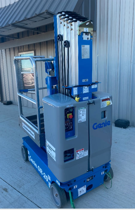 2021 GENIE GR-20