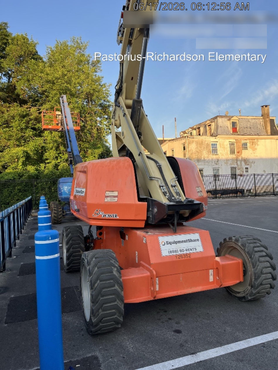 2021 JLG 660SJ