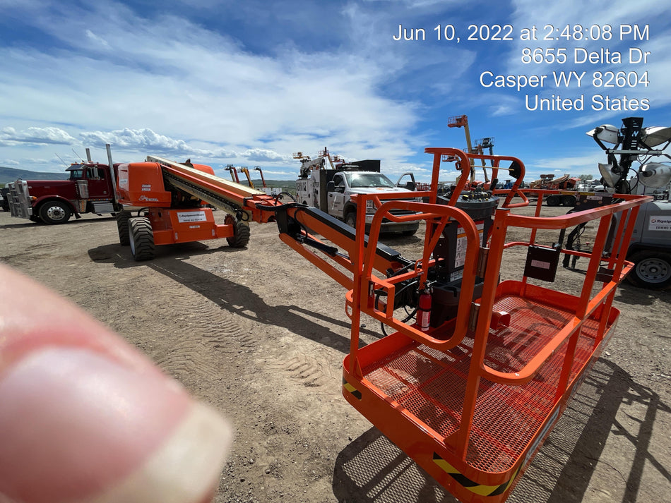 2022 JLG 660SJ