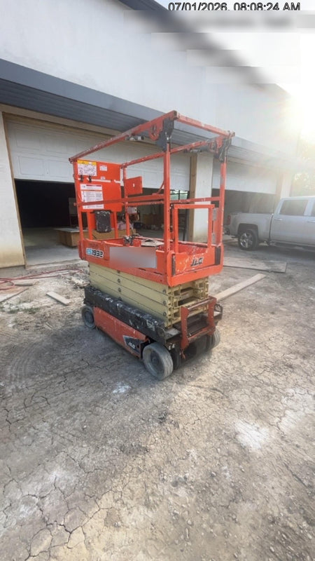 2021 JLG ES1932