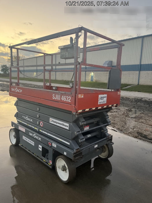 2016 Skyjack SJIII-4632 Standard Rental Specs