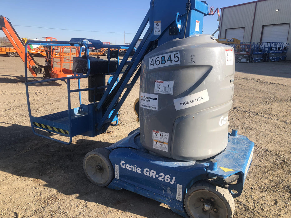 2019 GENIE GR-26J