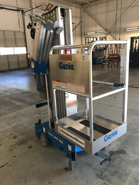2019 GENIE AWP-30S